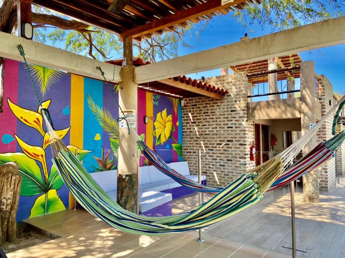 Hostal Aurora, Smith Lodging Таганга Екстериор снимка