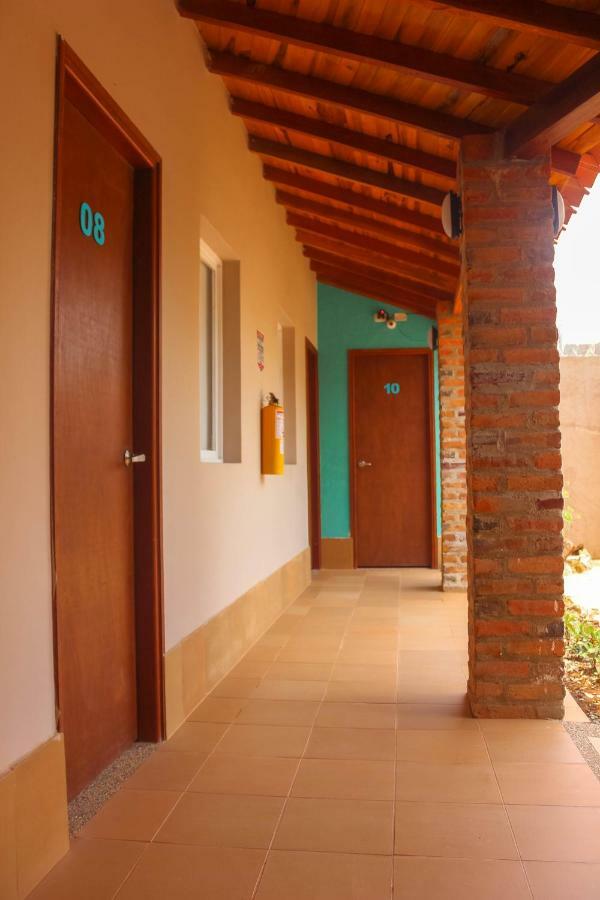 Hostal Aurora, Smith Lodging Таганга Екстериор снимка