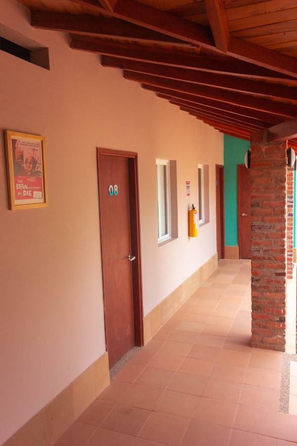 Hostal Aurora, Smith Lodging Таганга Екстериор снимка